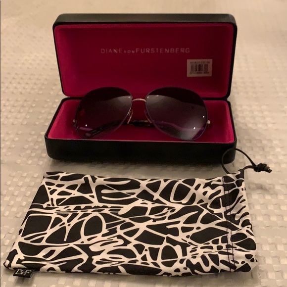 DVF Sunglasses - Picture 1 of 6